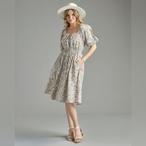 Downeast Ivy Dress floral puff sleeves